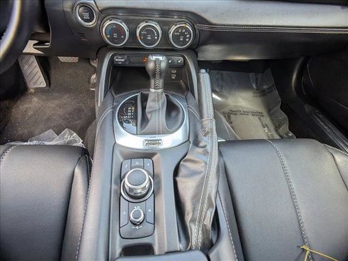 Used 2025 MAZDA MX-5 Miata RF Grand Touring RWD image 14