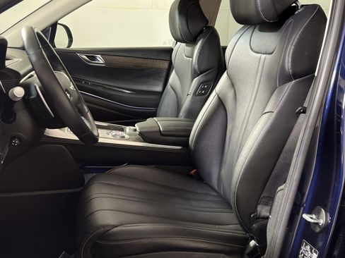 Used 2024 Genesis GV80 2.5T image 11