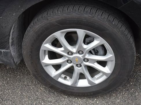 Used 2020 Chevrolet Equinox LT image 11
