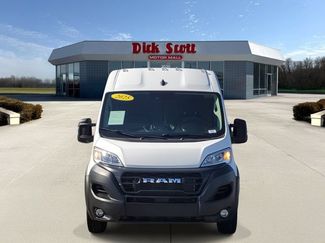 Used 2025 RAM ProMaster 2500 w/ Convenience Group FWD video 2
