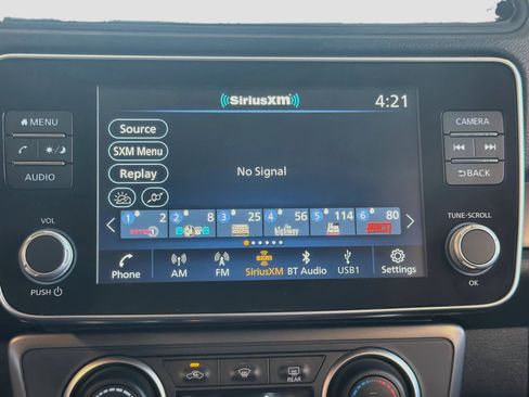 Used 2025 Nissan Leaf S FWD image 21