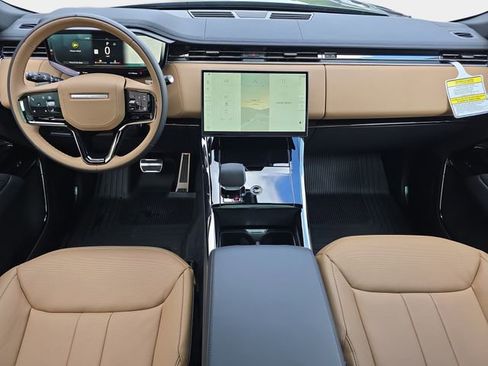 New 2026 Land Rover Range Rover Sport Dynamic SE AWD/4WD image 9