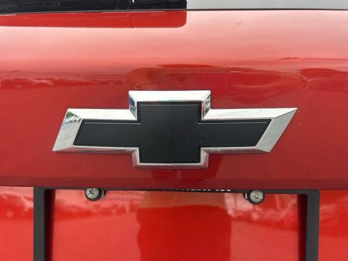 Certified 2024 Chevrolet Trax RS w/ Sunroof Package FWD image 30