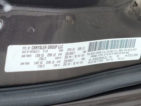 Used 2014 Dodge Grand Caravan SXT image 26