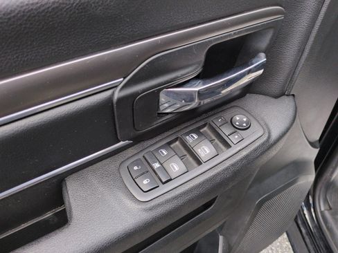 Used 2024 RAM 1500 Warlock AWD/4WD image 12