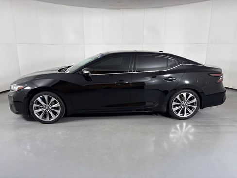 Used 2020 Nissan Maxima Platinum w/ Sport Mat Group FWD image 5