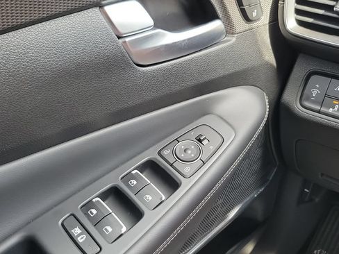 Used 2020 Hyundai Santa Fe Limited FWD image 19