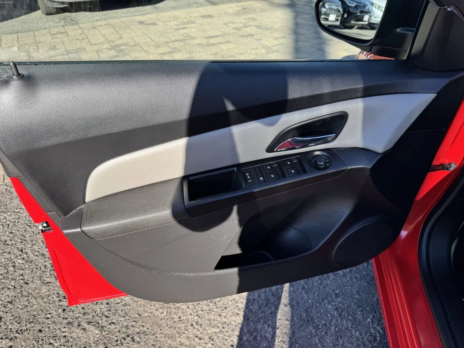 Used 2015 Chevrolet Cruze L FWD image 10