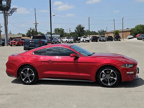 Used 2021 Ford Mustang Coupe RWD image 5