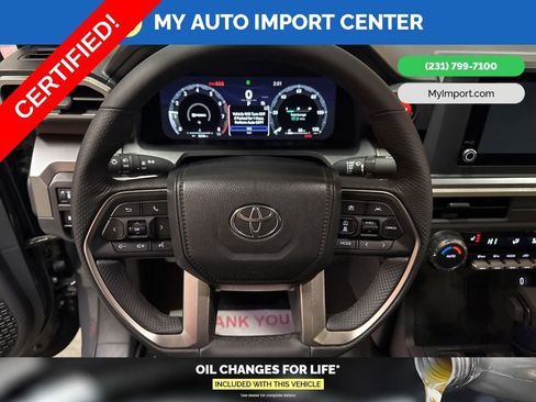 Used 2025 Toyota Tacoma TRD Off-Road image 15