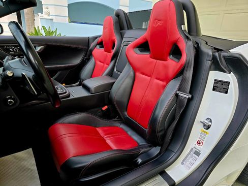 Used 2016 Jaguar F-TYPE R image 76