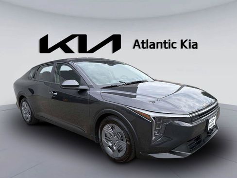Used 2025 Kia K4 FWD image 4