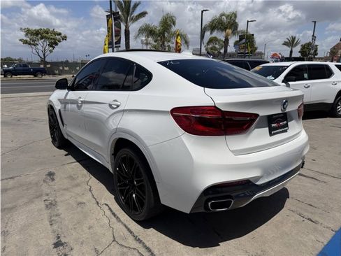 Used 2018 BMW X6 sDrive35i w/ M Sport Package RWD image 4