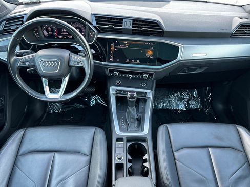 Used 2024 Audi Q3 2.0T Premium image 11