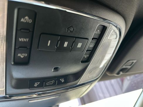 Used 2014 Jeep Grand Cherokee Overland w/ Advanced Technology Group AWD/4WD image 48