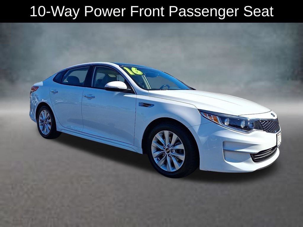 Used 2016 Kia Optima EX w/ Premium Package FWD image 4