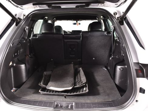 Used 2023 Mitsubishi Outlander SE AWD/4WD image 48