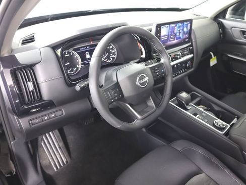 New 2026 Nissan Pathfinder SV image 12