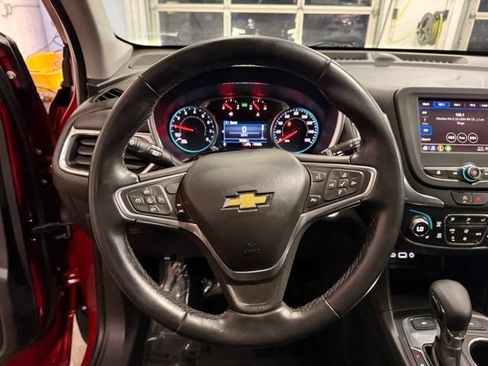 Used 2023 Chevrolet Equinox LT AWD/4WD image 12