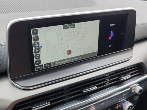 Certified 2022 Kia Telluride LX FWD image 16