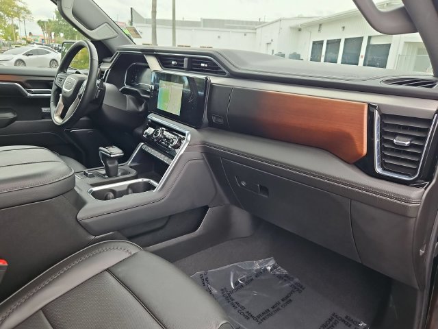 Used 2024 GMC Sierra 1500 Denali w/ Denali Reserve Package AWD/4WD image 29