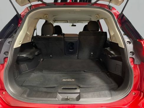 Used 2017 Nissan Rogue S w/ S Appearance Package AWD/4WD image 25