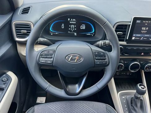 New 2026 Hyundai Venue SEL image 14