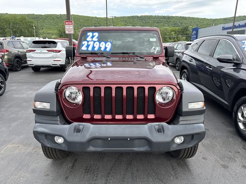 Used 2022 Jeep Wrangler Unlimited Sport AWD/4WD image 2