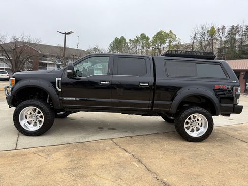Used 2018 Ford F250 Limited w/ FX4 Off-Road Package image 2