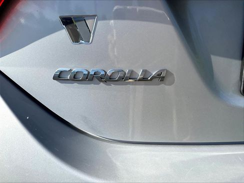 Used 2017 Toyota Corolla LE FWD image 22