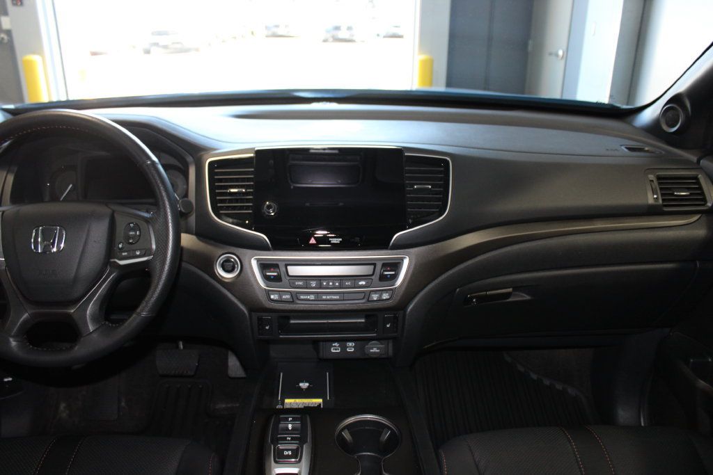 Used 2024 Honda Passport TrailSport image 15