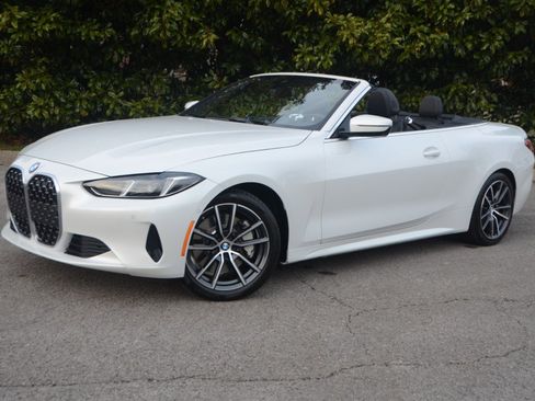 Used 2025 BMW 430i Convertible image 9
