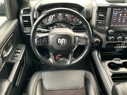 Used 2022 RAM 1500 Big Horn w/ Built-to-serve Edition image 14