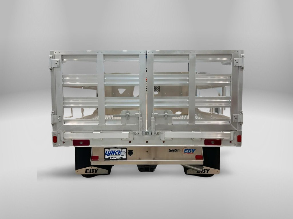 New 2024 RAM 3500 Tradesman w/ Chrome Appearance Group AWD/4WD image 3
