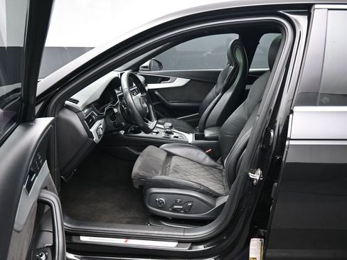 Used 2018 Audi S4 Prestige w/ Prestige Package image 12