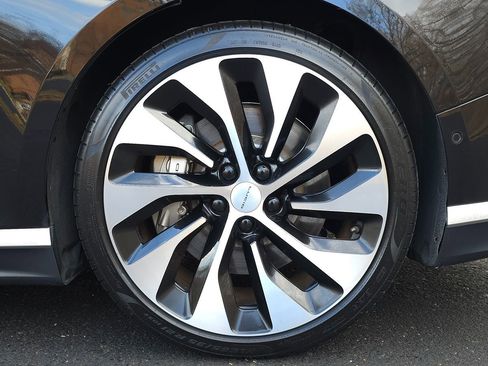 Used 2022 Lucid Air Grand Touring image 64