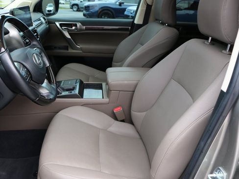 Used 2022 Lexus GX 460 Premium AWD/4WD image 32
