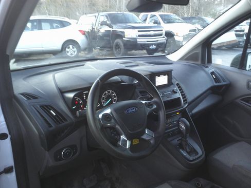 Used 2021 Ford Transit Connect XL image 9