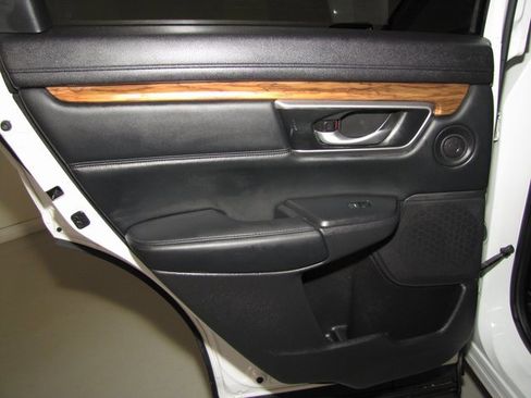 Used 2020 Honda CR-V EX-L image 14