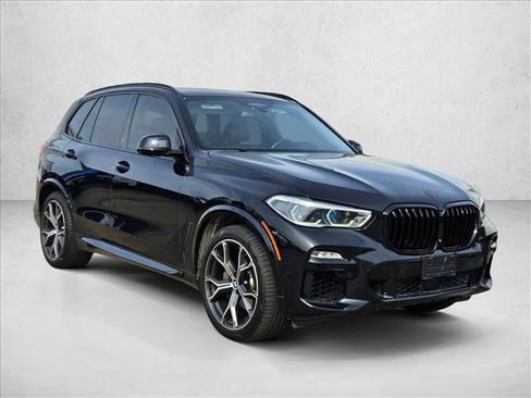 Used 2019 BMW X5 xDrive40i w/ M Sport Package image 3