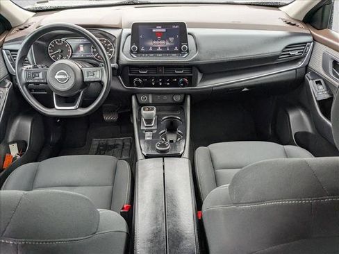 Used 2023 Nissan Rogue S image 18