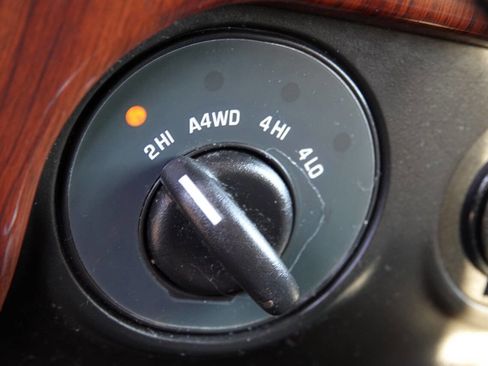 Used 2004 GMC Envoy SLT image 79