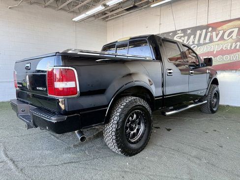 Used 2008 Lincoln Mark LT 4x4 image 12