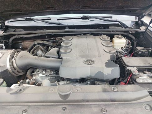 Used 2021 Toyota 4Runner SR5 image 13