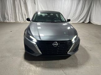 Used 2025 Nissan Altima 2.5 SV FWD video 2