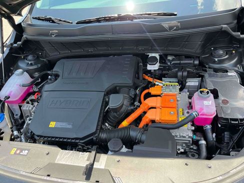 Certified 2025 Kia Niro EX FWD image 37
