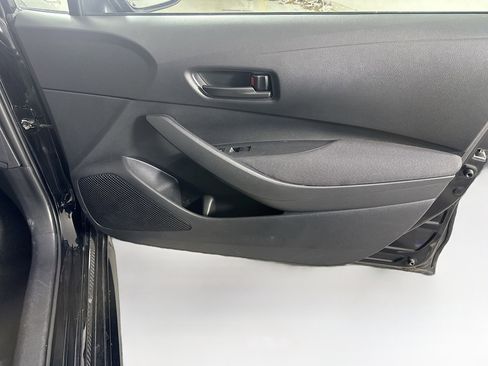 Used 2024 Toyota Corolla LE image 29
