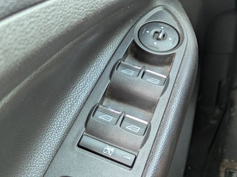 Used 2013 Ford Escape SEL FWD image 19