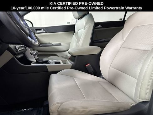 Certified 2022 Kia Sportage Nightfall Edition image 4