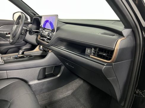 Used 2024 Toyota Grand Highlander AWD Hybrid image 35